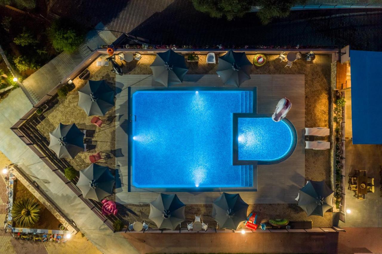 Paradisio Baby & Kinder Hotel Stavrós エクステリア 写真