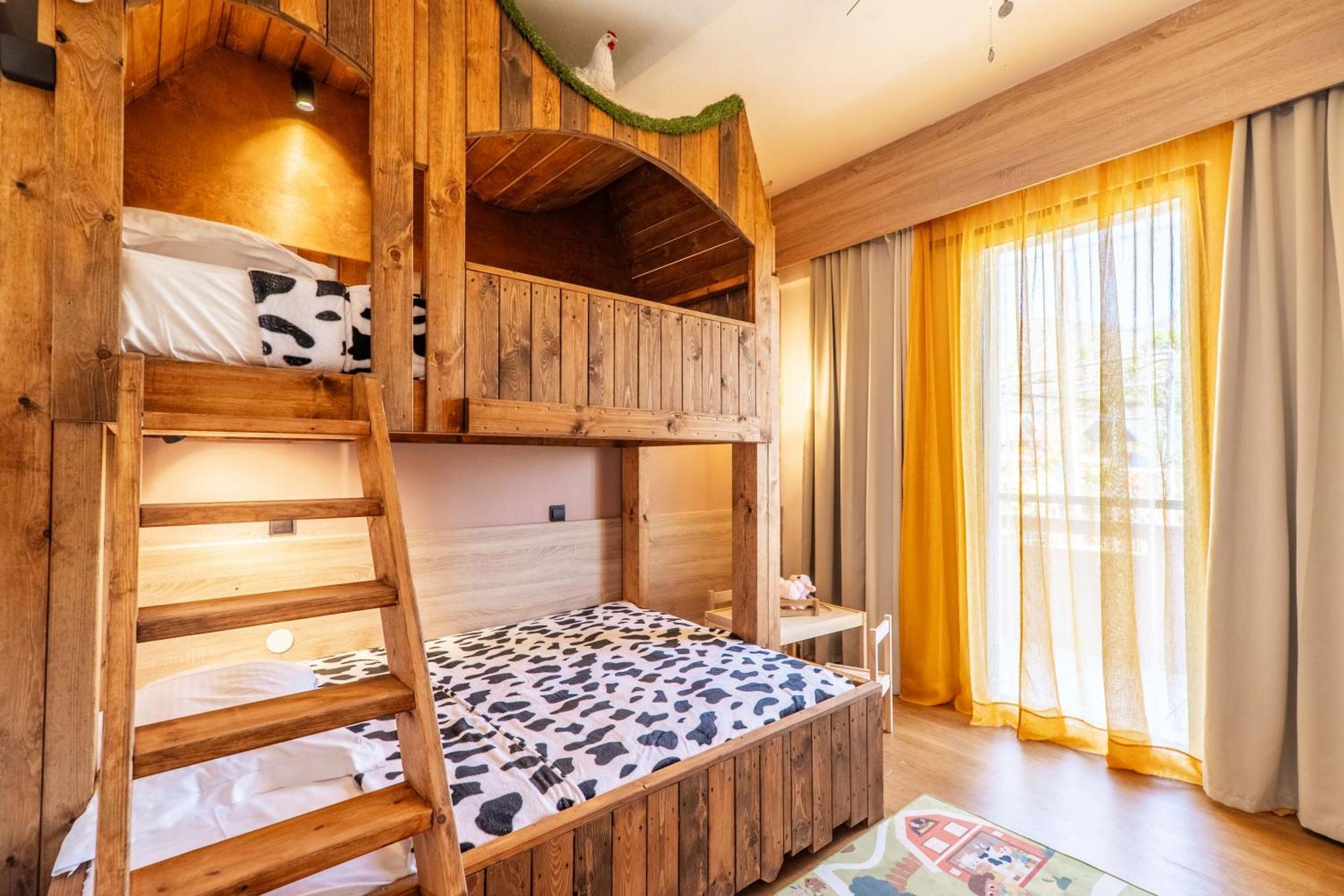 Paradisio Baby & Kinder Hotel Stavrós エクステリア 写真